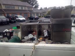 Best Carpet Removal and Disposal  in Oak Ridge, FL
